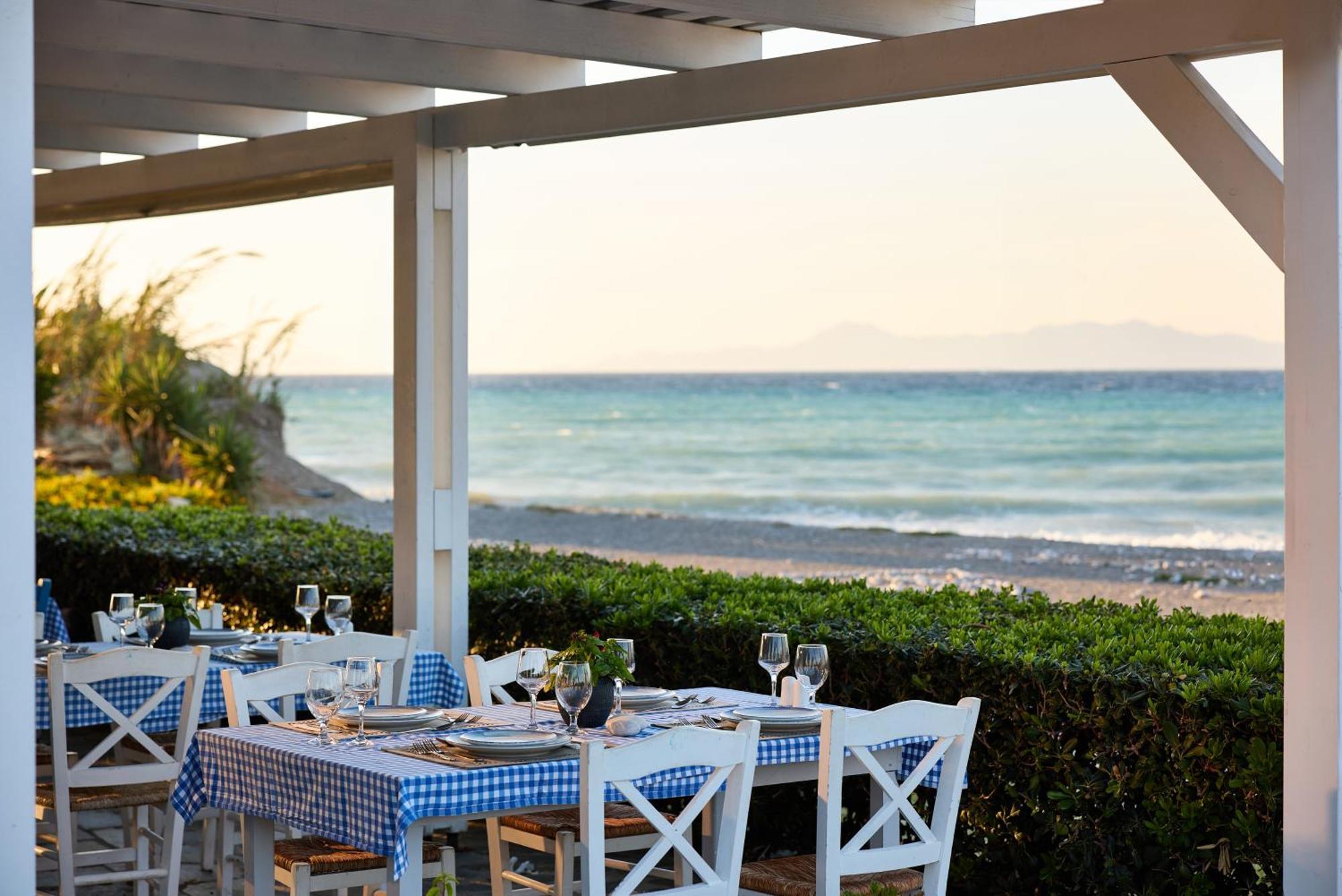 Blue Bay Beach Resort Ialysos  Exterior photo